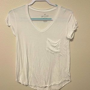 American Eagle tee